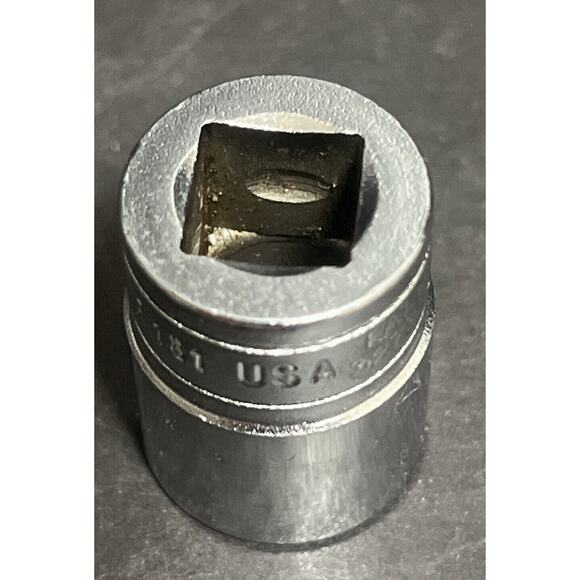 Snap-on Tools USA F181 3/8" Drive 9/16" SAE 12 point Shallow Steel Chrome Socket - Picture 5 of 5